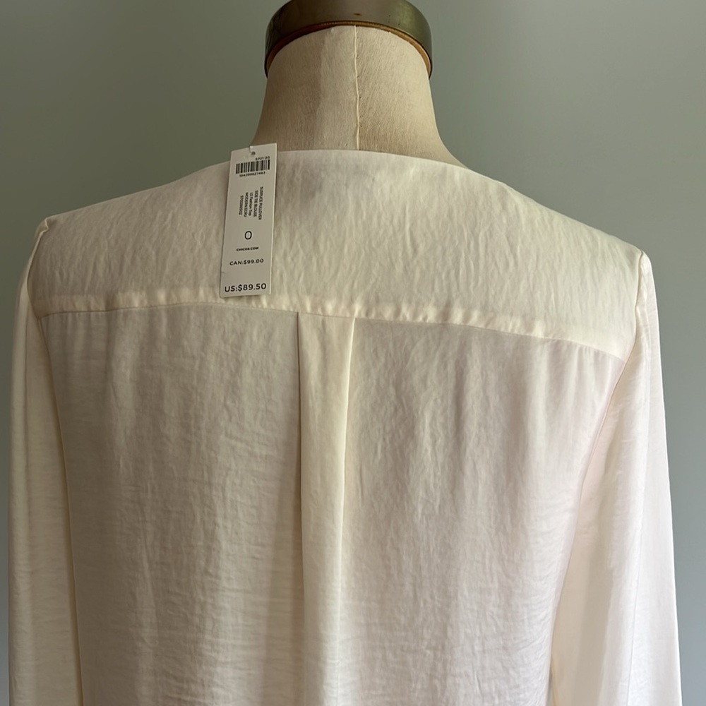 Elegant Cream Wrap Blouse - Picture 5 of 8